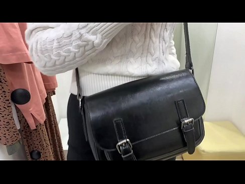 ❤️ Публичная мастурбация молоденькой сучки ФералБерри с дилдо в примерочной ️ Порно у нас ❤